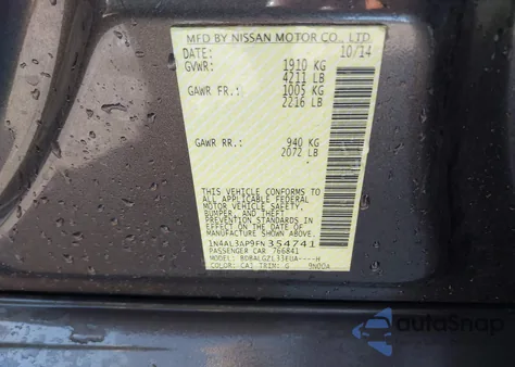 2015 Nissan Altima 2.5 S z USA, uszkodzony, nr VIN 1N4AL3AP9FN354741